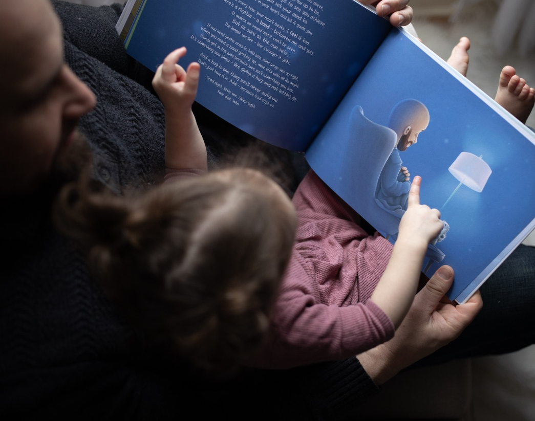 Watch what happens when Dad reads his personalized book to his daughter