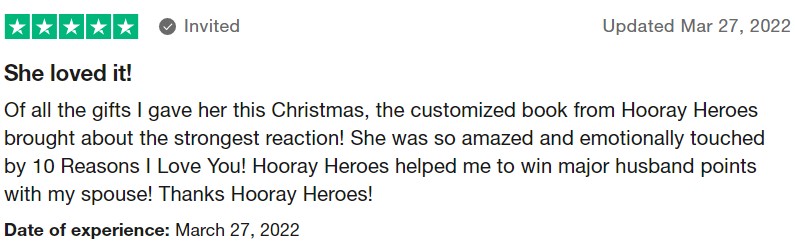 A five star trustpilot review of a customer who ordered a personalized book for Valentine's Day.