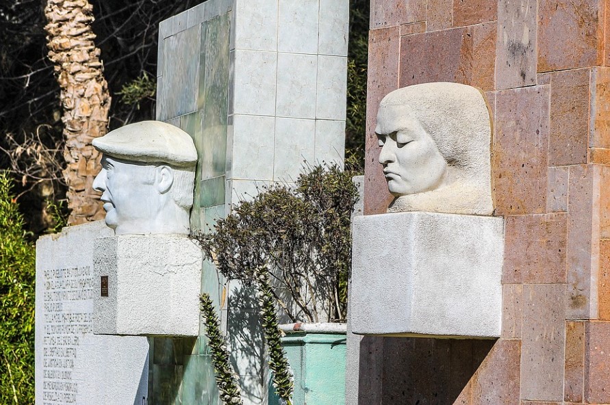 A statue of the famous Brazilian author Pablo Neruda 